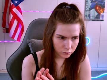 aliceinredsquar