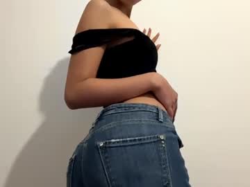 hillarynapenas