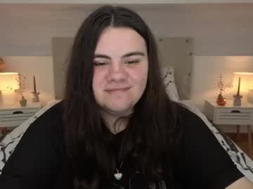 julia cute  