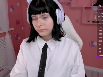molly kis 