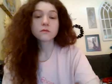 queencrimsonlvx